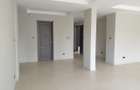 3 Bed Apartment with En Suite in Riverside - 5