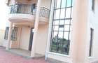 4 Bed House with En Suite at Eastern Bypass - 11