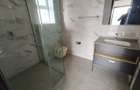 2 Bed Apartment with En Suite in Riverside - 11