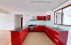 3 Bed Apartment with En Suite at Lavington - 4