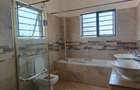 2 Bed Apartment with En Suite in Rhapta Road - 13