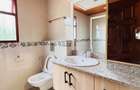 5 Bed Townhouse with Swimming Pool at Spring Valley - 16