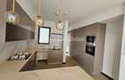 3 Bed Apartment with En Suite in Rosslyn - 2
