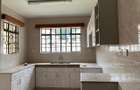 4 Bed Townhouse with En Suite at Lavington - 12