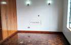 3 Bed Apartment with En Suite in Upper Hill - 4