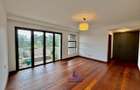 4 Bed Apartment with En Suite at Two Rivers - 12