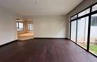 5 Bed Townhouse with En Suite in Lavington - 7