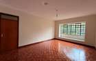 4 Bed Townhouse with En Suite in Westlands Area - 14