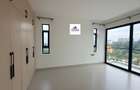 3 Bed Apartment with En Suite in Westlands Area - 11