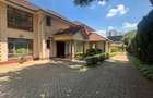 5 Bed Townhouse with En Suite in Runda - 2