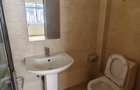 3 Bed Apartment with Gym in Kilimani - 10
