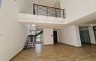 3 Bed Apartment with En Suite at Riverside Drive - 2