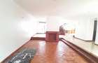 4 Bed Townhouse with En Suite at Lavington - 7