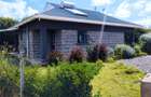 2 Bed House with En Suite at Sweet Waters - 1