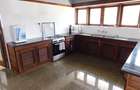 Serviced 3 Bed Apartment with En Suite in Nyali Area - 11