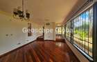 5 Bed House with En Suite in Runda - 8