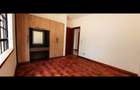5 Bed Townhouse with En Suite in Lavington - 9