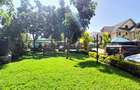 5 Bed Townhouse with En Suite at Lavington Green - 4