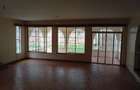 5 Bed House with En Suite at Lavington - 2