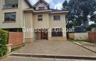 5 Bed Townhouse with En Suite in Lavington - 3