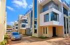 5 Bed Townhouse with En Suite in Lavington - 1