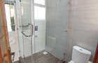 4 Bed Townhouse with En Suite at Gateway Mall - 20