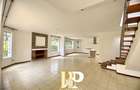 4 Bed Townhouse with En Suite in Spring Valley - 16