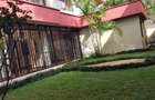 5 Bed Townhouse with En Suite at Convent Drive - 6