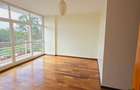 5 Bed Townhouse with En Suite at Convent Drive - 8