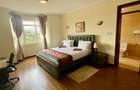 Serviced 2 Bed Apartment with En Suite in Brookside - 11