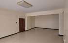 4 Bed Apartment with En Suite in Kilimani - 15