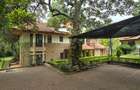 5 Bed Townhouse with En Suite at Lone Tree - 6