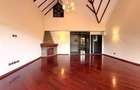 5 Bed Townhouse with En Suite in Lavington - 3