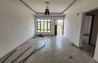 4 Bed House with En Suite at Kahuho - 7