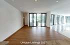 5 Bed House with En Suite in Nyari - 6
