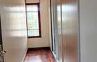 4 Bed Villa with En Suite in Kyuna - 17