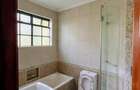 5 Bed Townhouse with En Suite in Lavington - 7