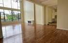 5 Bed Townhouse with En Suite in Karen - 2