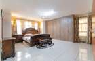 5 Bed Townhouse with En Suite in Lavington - 11