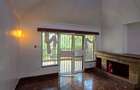 5 Bed Townhouse with En Suite in Runda - 20