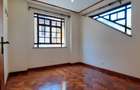 4 Bed Townhouse with En Suite at Lavington - 10