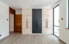 5 Bed Townhouse with En Suite at Lavington - 14