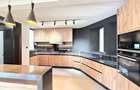 3 Bed Apartment with En Suite in Westlands Area - 10