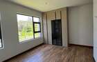 6 Bed Townhouse with En Suite at Lavington Green - 7