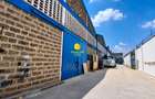 5,000 ft² Warehouse with Fibre Internet in Industrial Area - 1