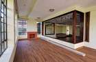 4 Bed House with En Suite at Mountain View - 6