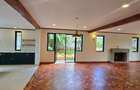 4 Bed House with En Suite in Lavington - 18