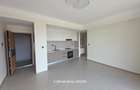 2 Bed Apartment with Swimming Pool in Riverside - 6