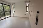 2 Bed Apartment with Gym in Brookside - 6