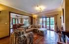 4 Bed House with En Suite in Ridgeways - 5